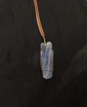 Load image into Gallery viewer, Kyanite necklace