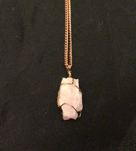 Load image into Gallery viewer, Kunzite necklace