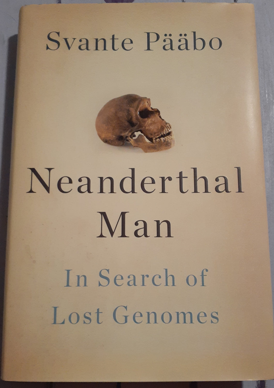 Neanderthal Man: In Search of Lost Genomes