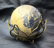 Load image into Gallery viewer, Flower Sphere Holder
