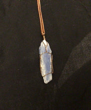 Load image into Gallery viewer, Kyanite necklace
