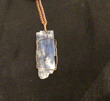 Load image into Gallery viewer, Kyanite necklace
