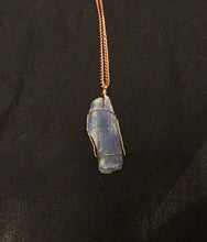 Load image into Gallery viewer, Kyanite necklace
