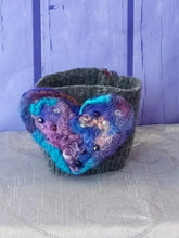 Load image into Gallery viewer, Heart Handcrafted Felt Bracelet
